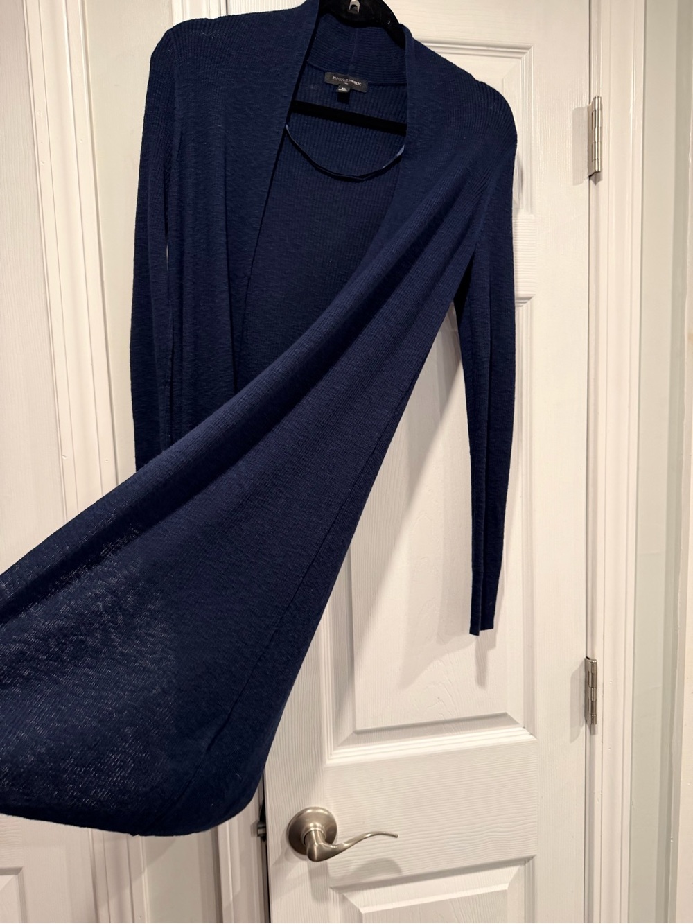 NWOT Banana Republic Size M Navy Blue Long Sleeve Ribbed Knit Cotton Cardigan - Picture 5 of 11